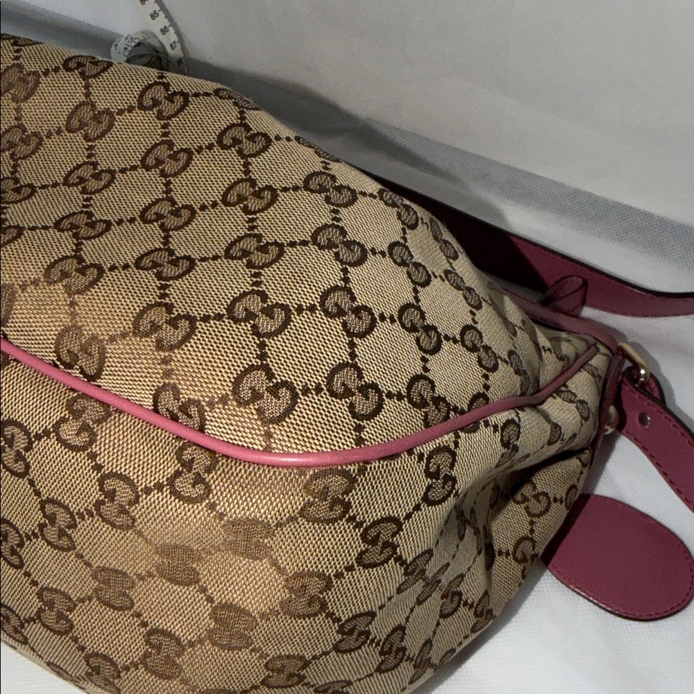 Gucci Brown Monogram Shoulder Bag with Pink Trim - Picture 7 of 16